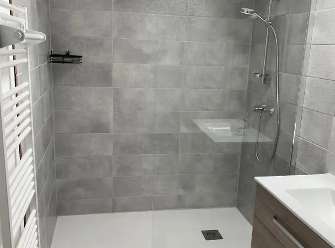 Cosy La Maison De Jean Oiron